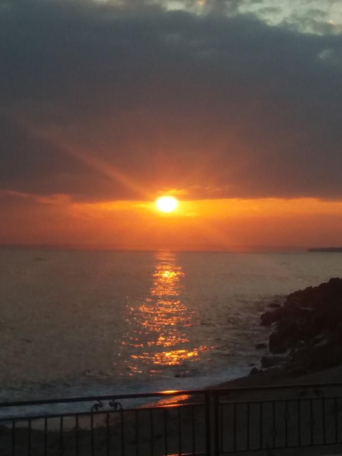 Akrotiriya Sea View Lägenhet Nesebar Exteriör bild